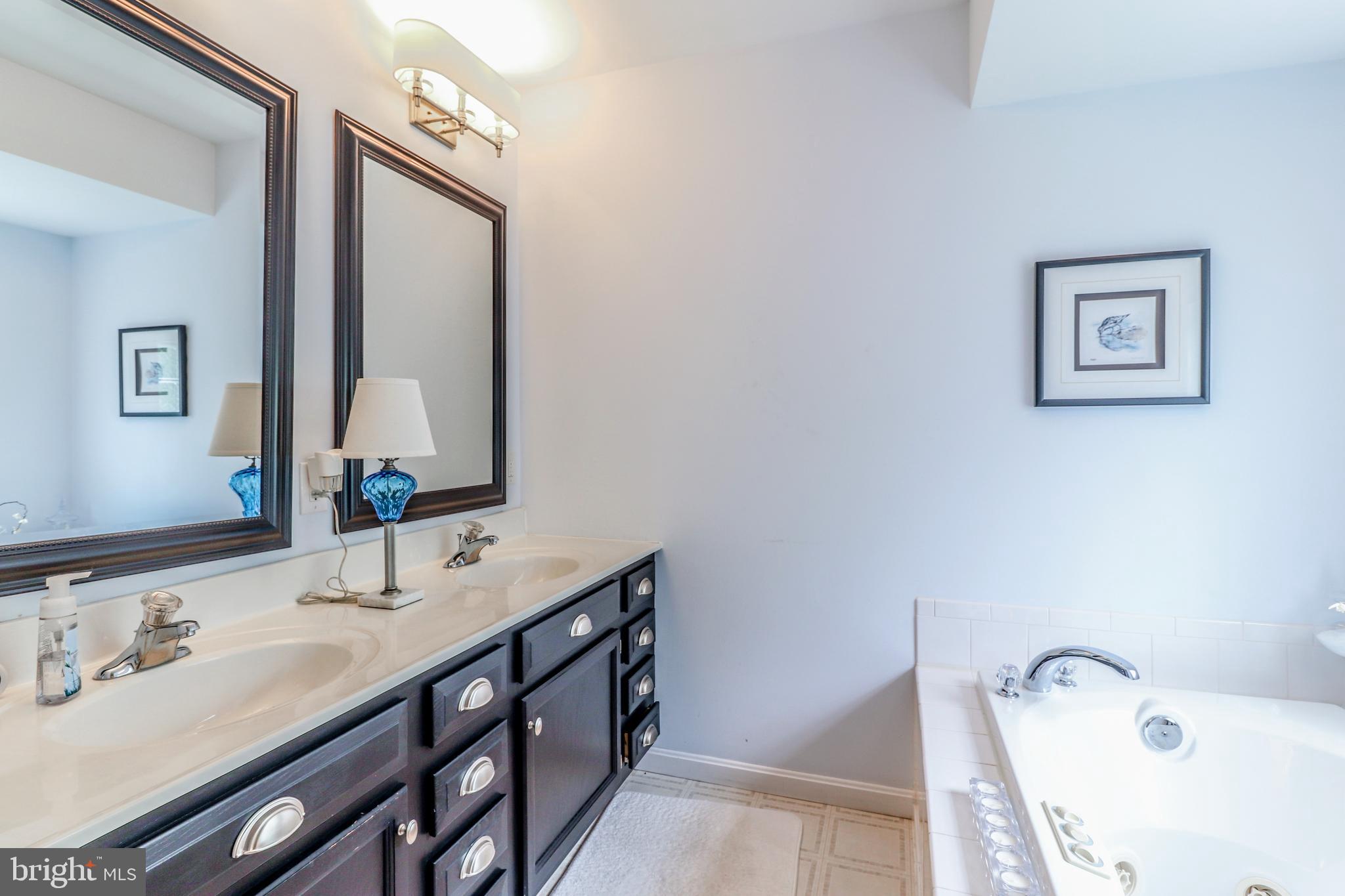 11416 Redlands Road Lusby, MD 20657 - Photo 19 of 36 Master Bathroom