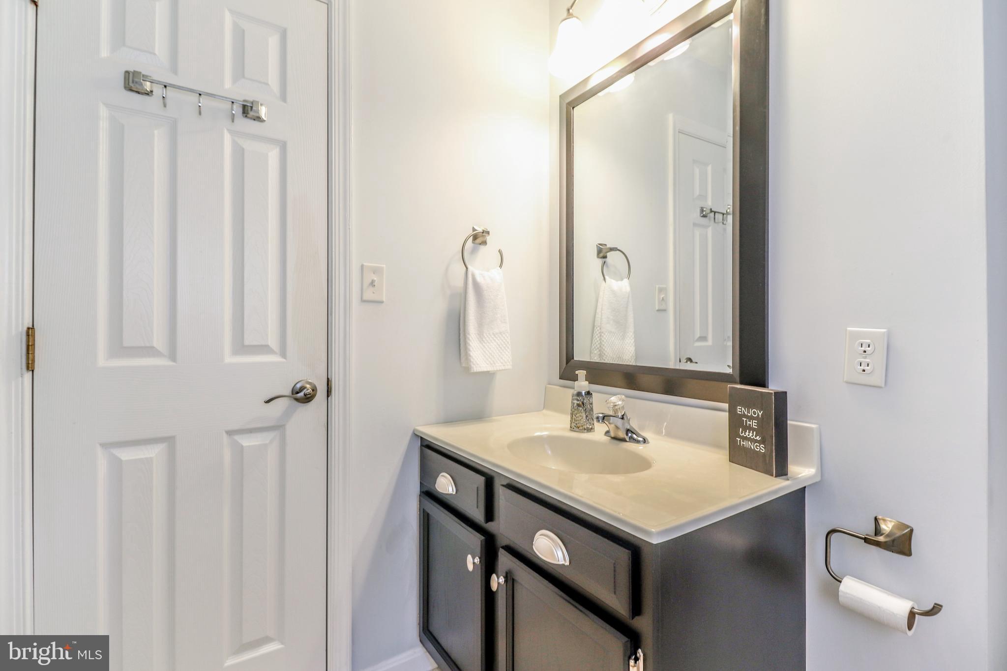 11416 Redlands Road Lusby, MD 20657 - Photo 21 of 36 Full bathroom - Upper Level
