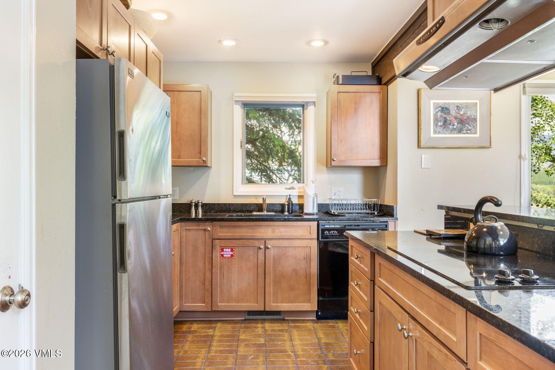2620 Bald Mountain Road, Unit A Vail, CO 81657 - Photo 11 of 41 Kitchen