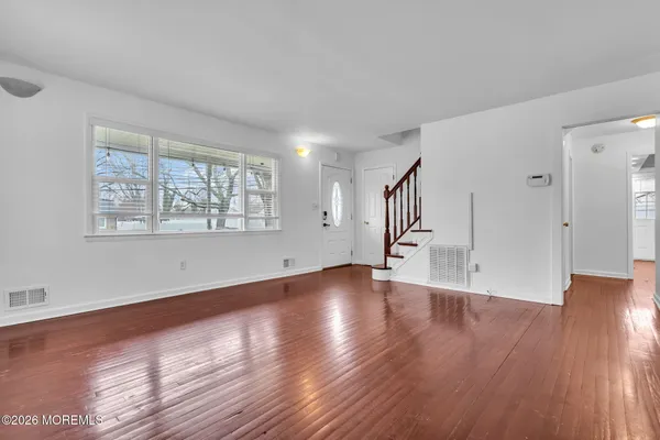 $529,000 | 813 Raleigh Drive, Toms River, NJ 08753