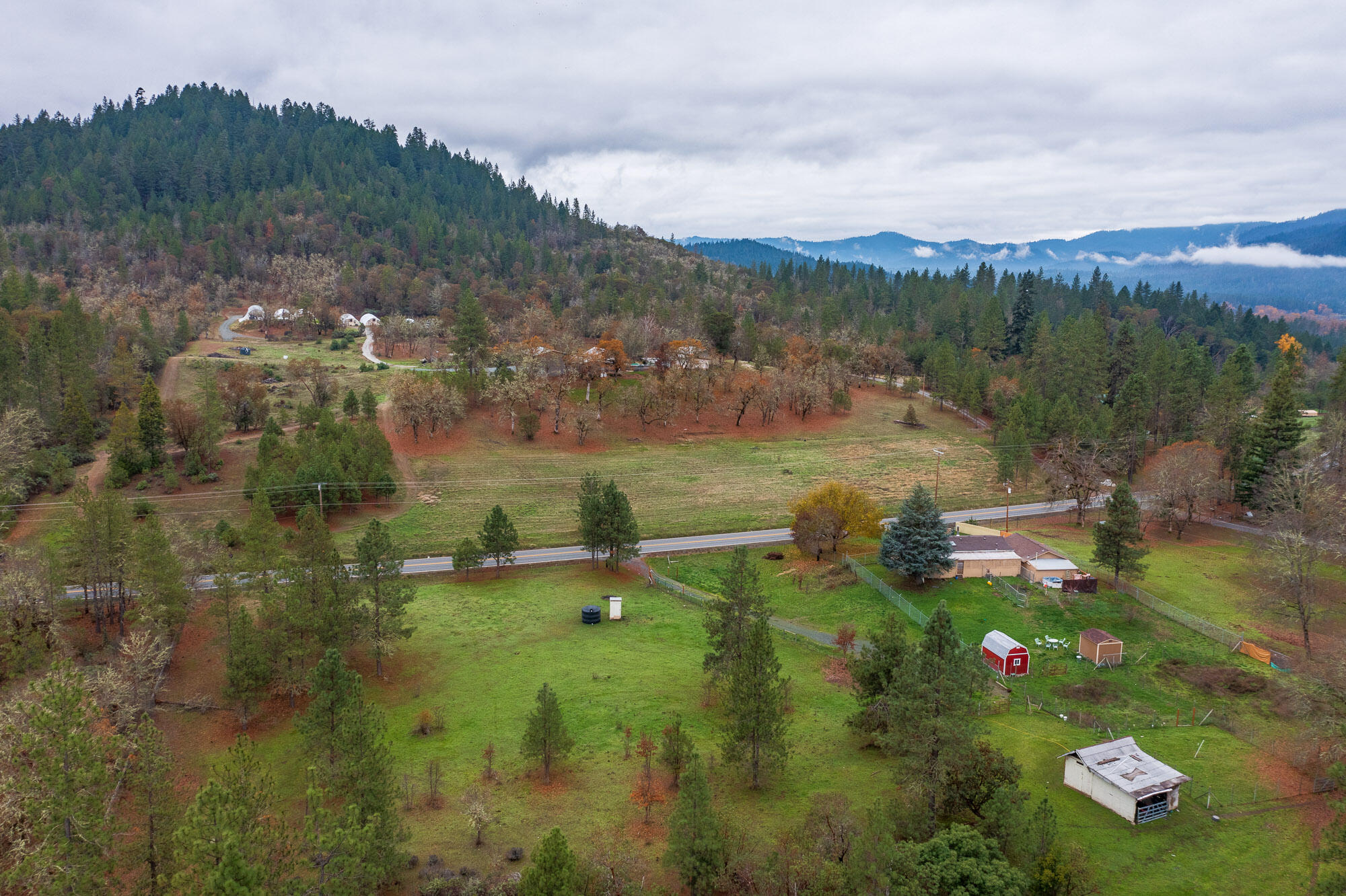 2530 Robertson Bridge Road Grants Pass, OR 97526 - Photo 32 of 36 2530 Robertson Bridge Rd-034