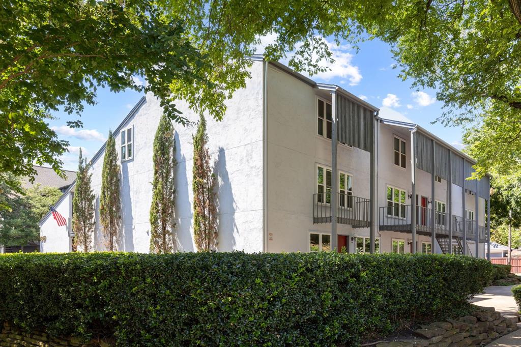 3827 Gilbert Avenue, Unit 214 Dallas, TX 75219 - Photo 1 of 25 a view of a multi story building