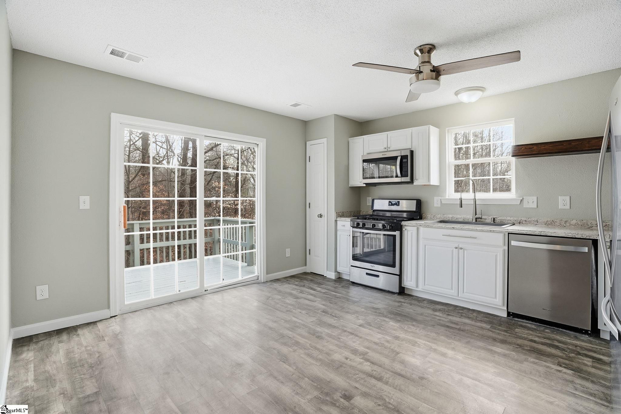 198 Spring Street Duncan, SC 29334 - Photo 13 of 50