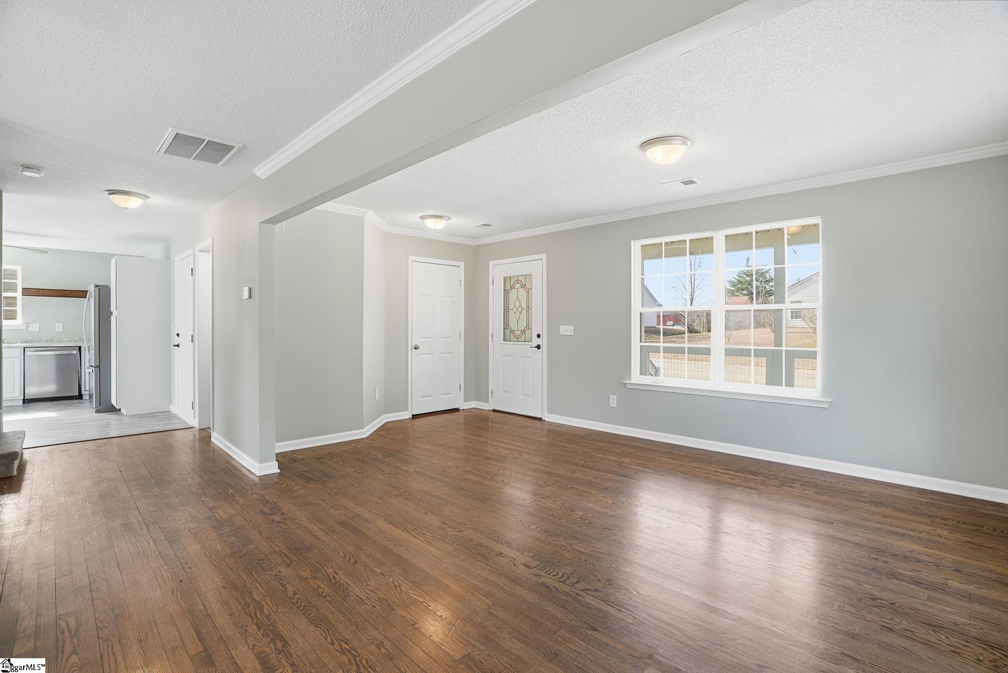 198 Spring Street Duncan, SC 29334 - Photo 10 of 50