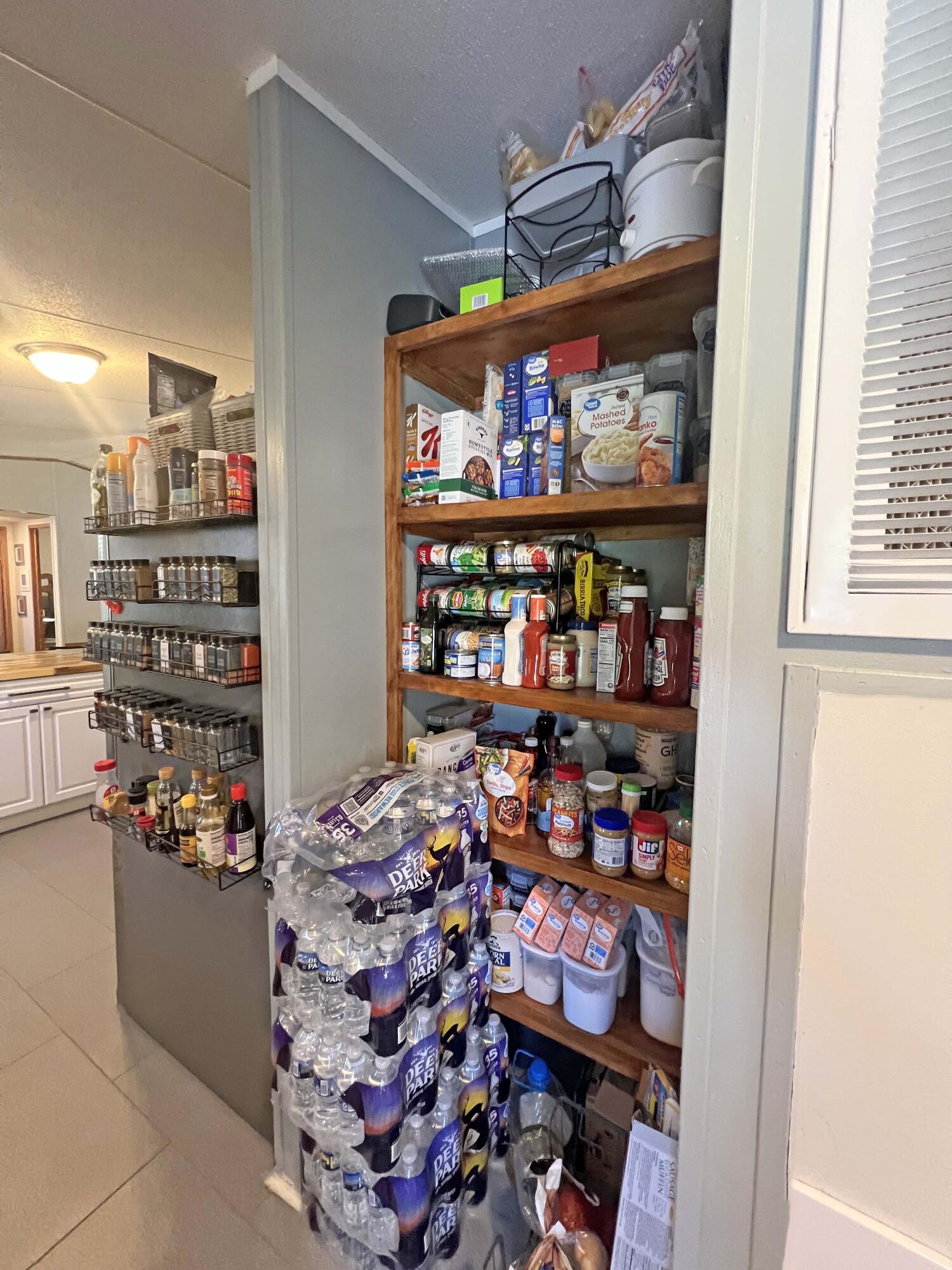 1135 Ralph Bell Road Summerton, SC 29148 - Photo 26 of 36 Pantry
