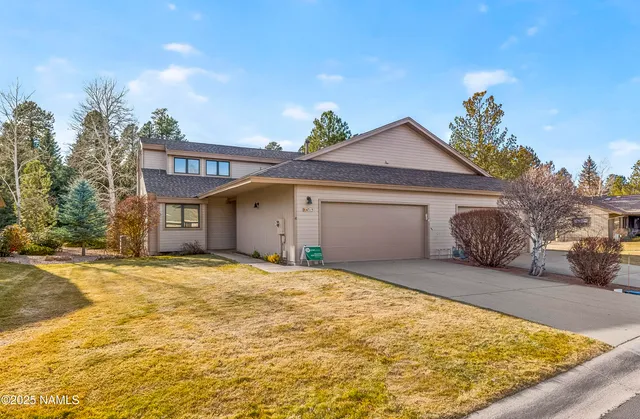 $704,900 | 6315 East Willow Loop, Flagstaff, AZ 86004