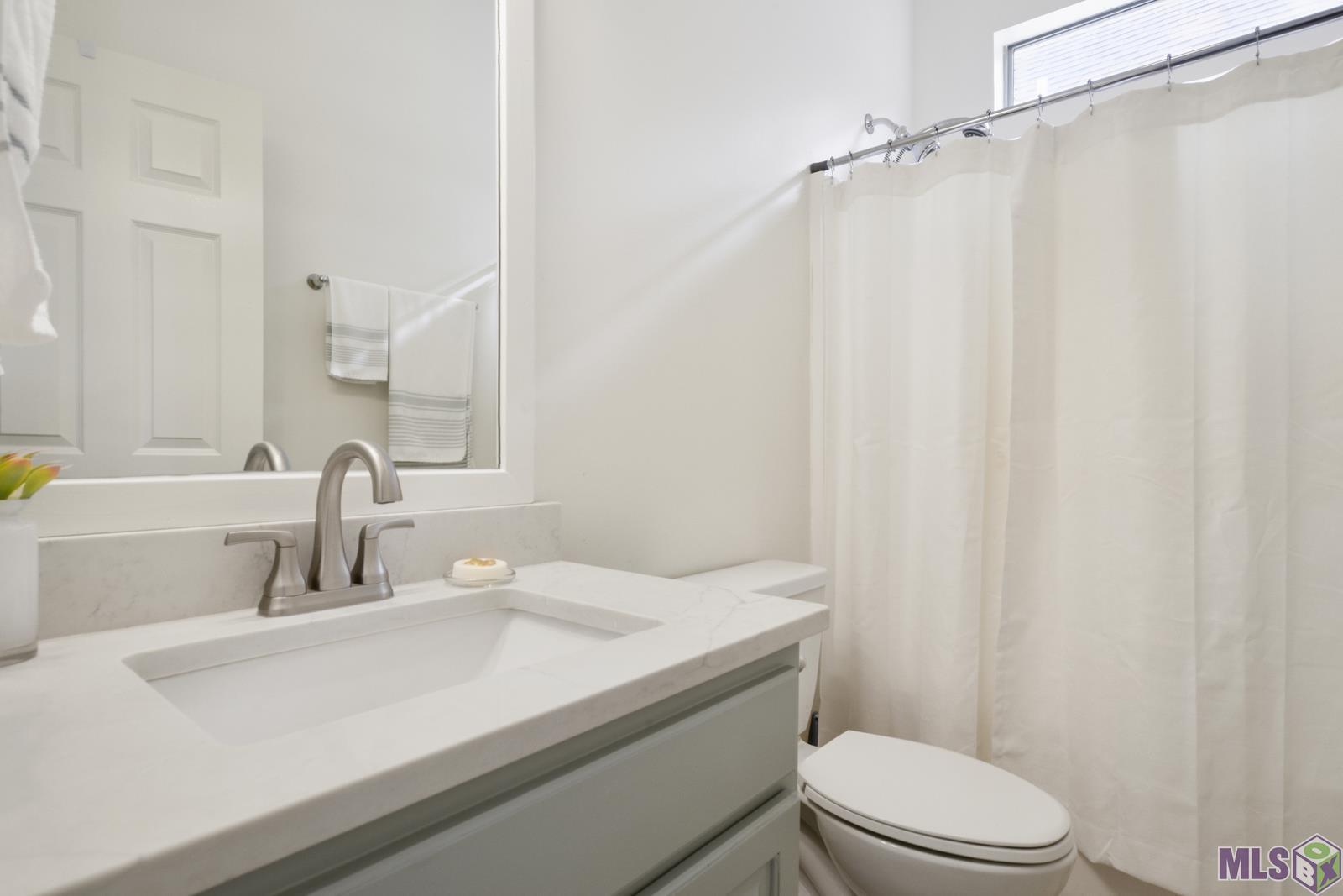 5812 Hidden Ridge Lane Baton Rouge, LA 70816 - Photo 9 of 10