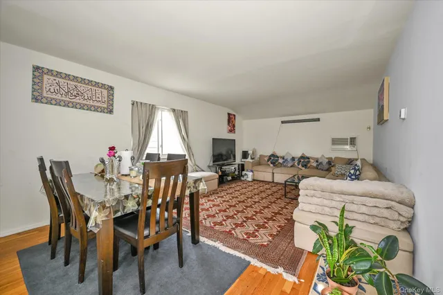 $1,658,000 | 206-50 46th Avenue | Bayside