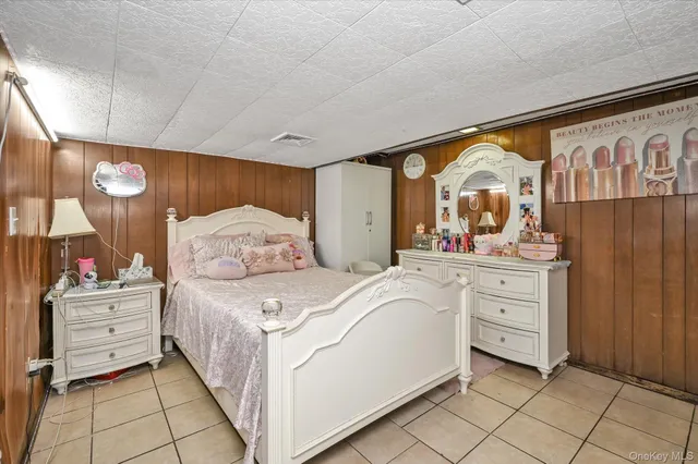 $1,598,000 | 206-50 46th Avenue | Bayside