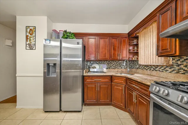 $1,658,000 | 206-50 46th Avenue | Bayside