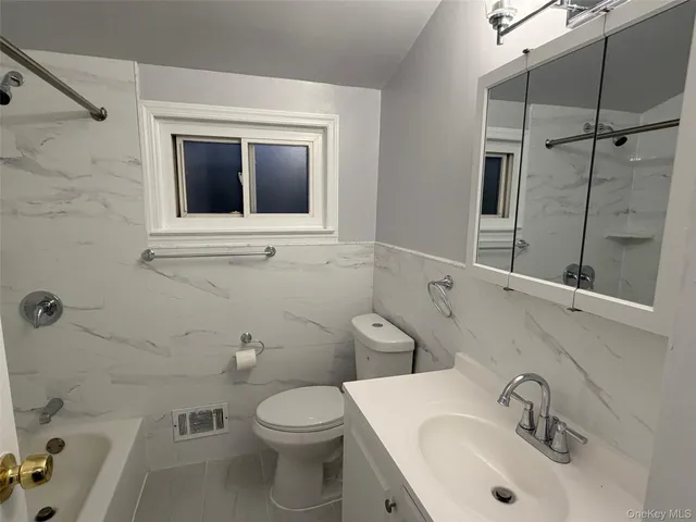 $1,598,000 | 206-50 46th Avenue | Bayside