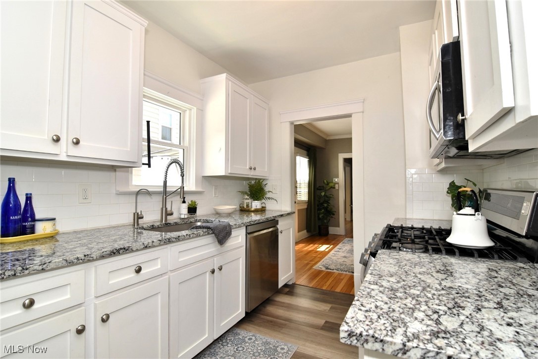 2657 Shaker Road Cleveland Heights, OH 44118 - Photo 15 of 45