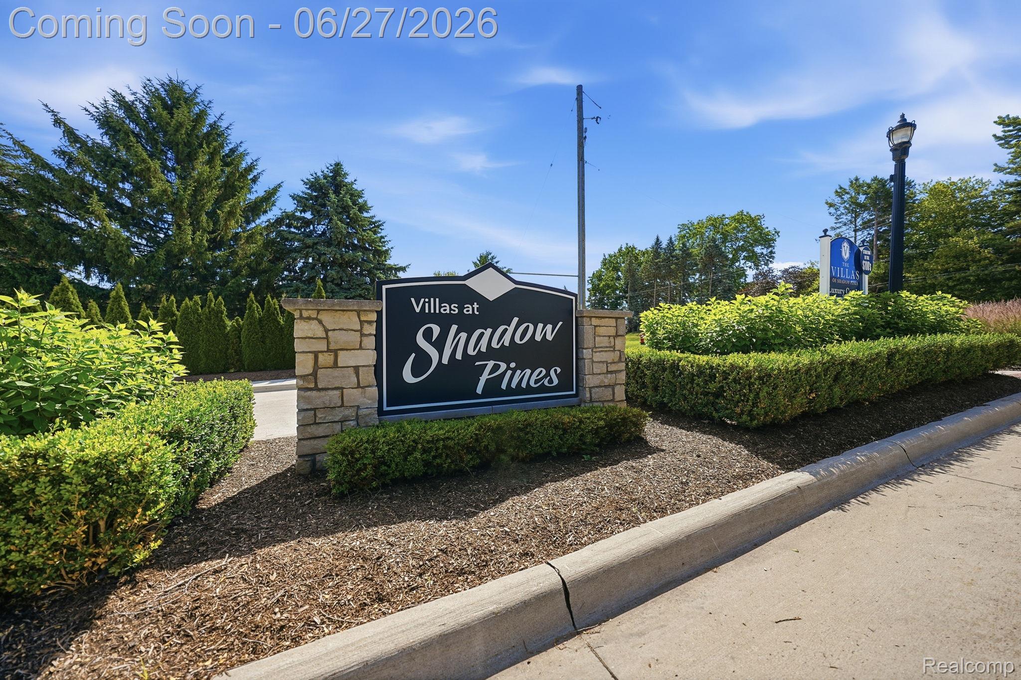 3898 Albatross Court Rochester, MI 48309 - Photo 62 of 63 62-web-or-mls-albatross_final_062.jpg