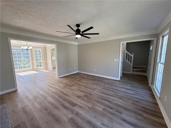 $2,295 | 979 Sugar Crossing Lane, Sugar Hill, GA 30518