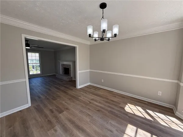 $2,295 | 979 Sugar Crossing Lane, Sugar Hill, GA 30518