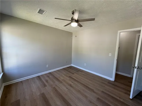 $2,295 | 979 Sugar Crossing Lane, Sugar Hill, GA 30518