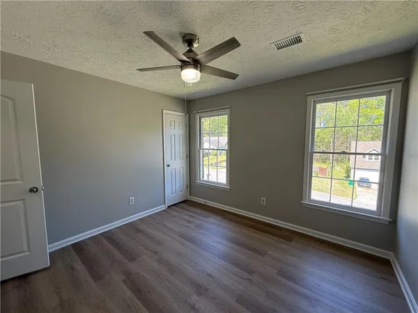 $2,295 | 979 Sugar Crossing Lane, Sugar Hill, GA 30518