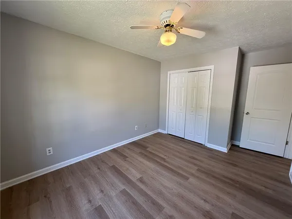 $2,295 | 979 Sugar Crossing Lane, Sugar Hill, GA 30518