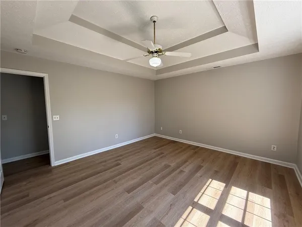 $2,295 | 979 Sugar Crossing Lane, Sugar Hill, GA 30518