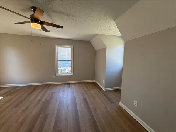 $2,295 | 979 Sugar Crossing Lane, Sugar Hill, GA 30518