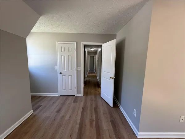 $2,295 | 979 Sugar Crossing Lane, Sugar Hill, GA 30518