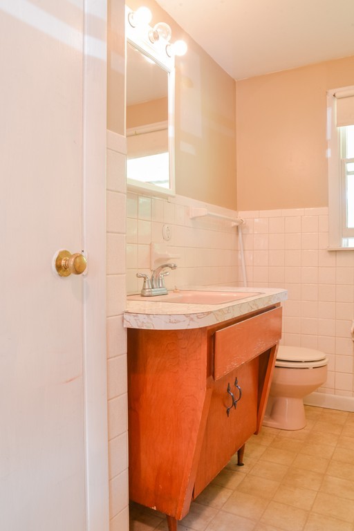 93 Sackett Road Westfield, MA 01085 - Photo 14 of 30 Gallery Image 14