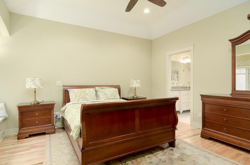 5392 Barrington Way Excelsior, MN 55331 - Photo 13 of 34 Gallery Image 13