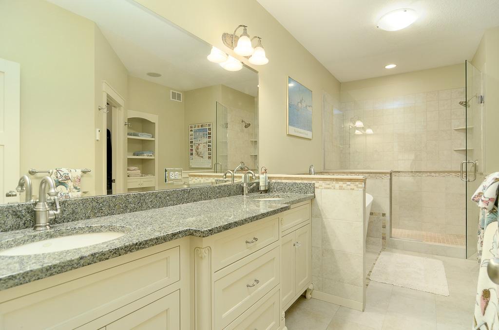 5392 Barrington Way Excelsior, MN 55331 - Photo 14 of 34 Gallery Image 14