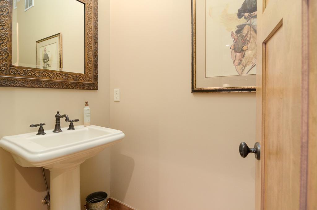5392 Barrington Way Excelsior, MN 55331 - Photo 17 of 34 Gallery Image 17