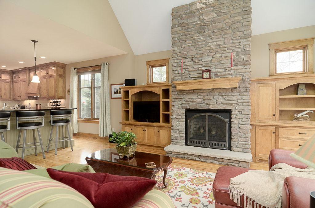 5392 Barrington Way Excelsior, MN 55331 - Photo 5 of 34 Gallery Image 5