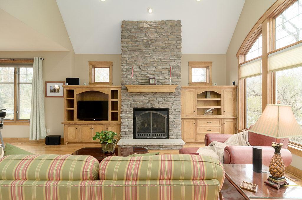 5392 Barrington Way Excelsior, MN 55331 - Photo 6 of 34 Gallery Image 6