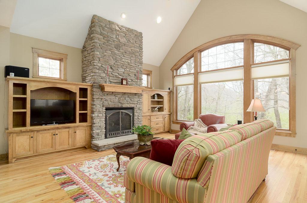 5392 Barrington Way Excelsior, MN 55331 - Photo 7 of 34 Gallery Image 7