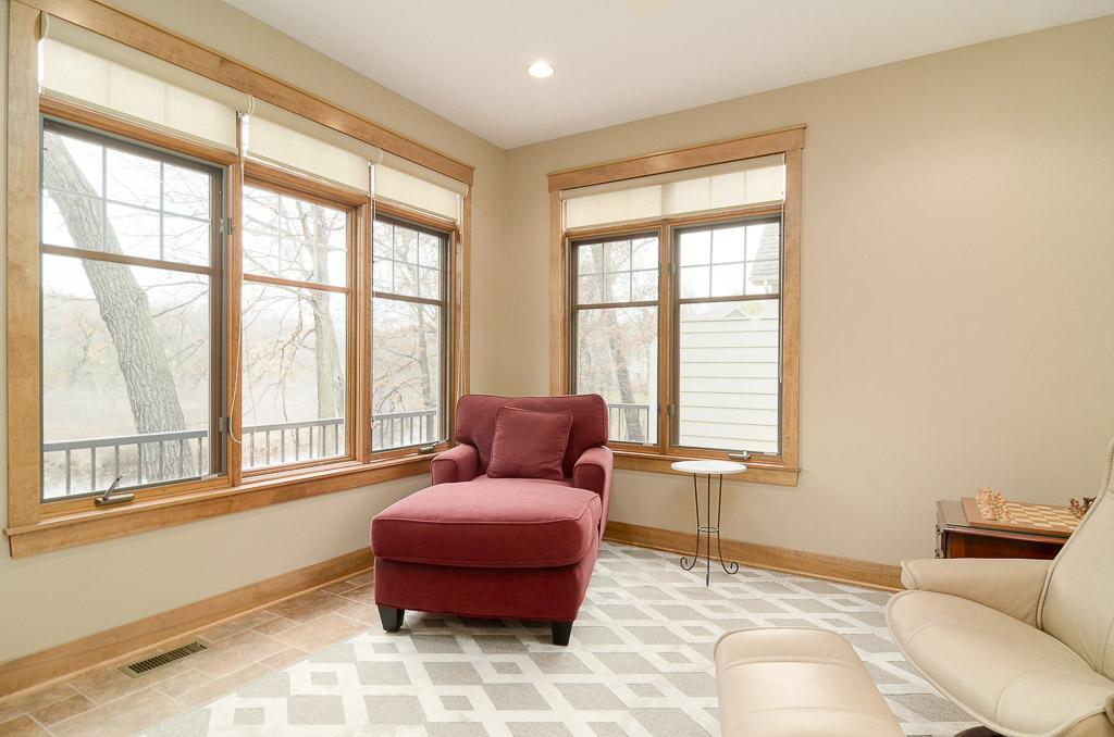 5392 Barrington Way Excelsior, MN 55331 - Photo 10 of 34 Gallery Image 10