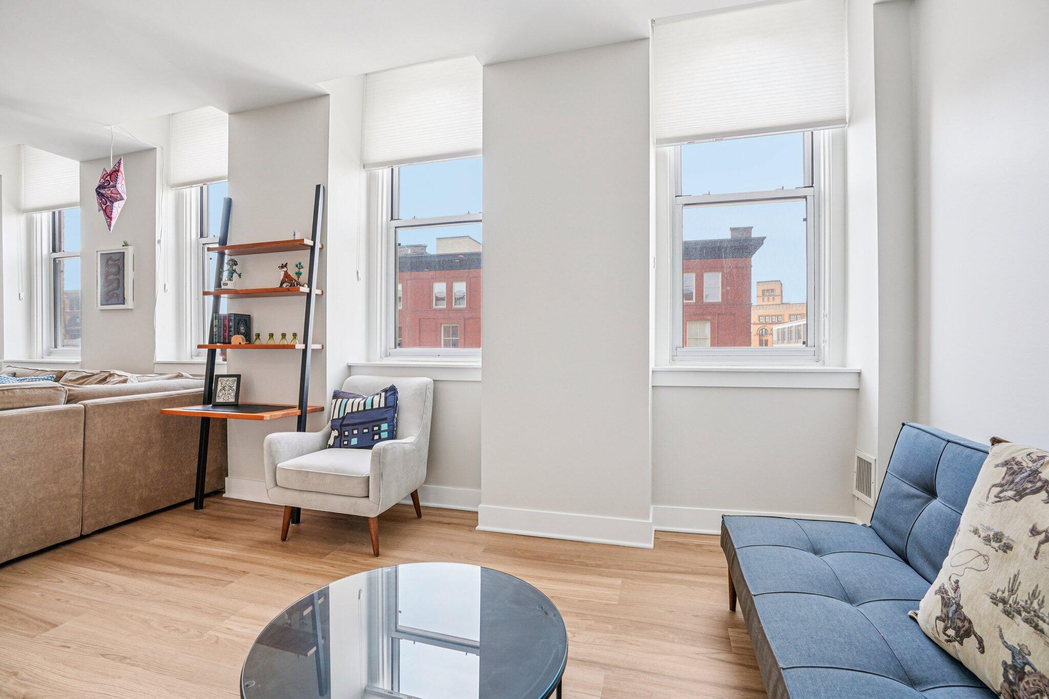 234 North Broadway, Unit 510 Milwaukee, WI 53202 - Photo 12 of 49 Den, Living Room