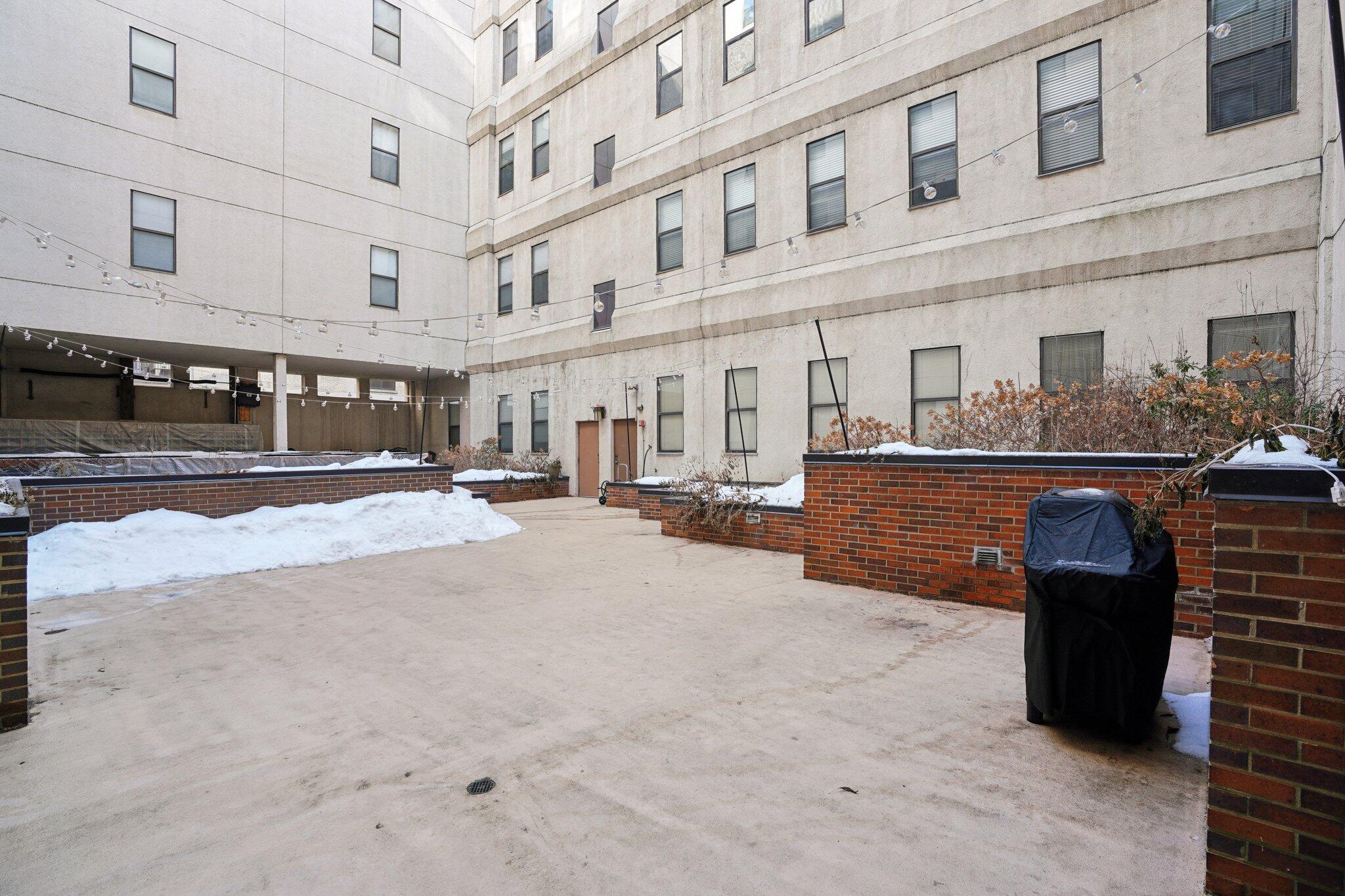 234 North Broadway, Unit 510 Milwaukee, WI 53202 - Photo 41 of 49 Green Space
