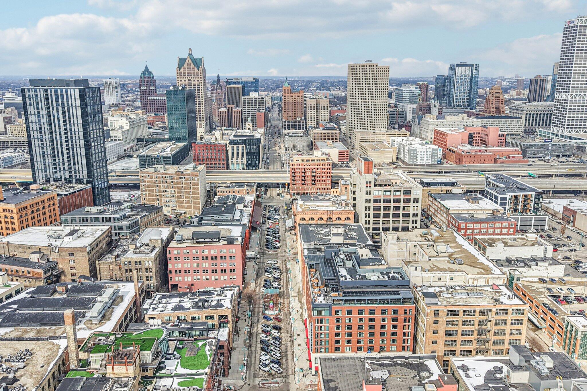 234 North Broadway, Unit 510 Milwaukee, WI 53202 - Photo 47 of 49 Aerial View Third Ward