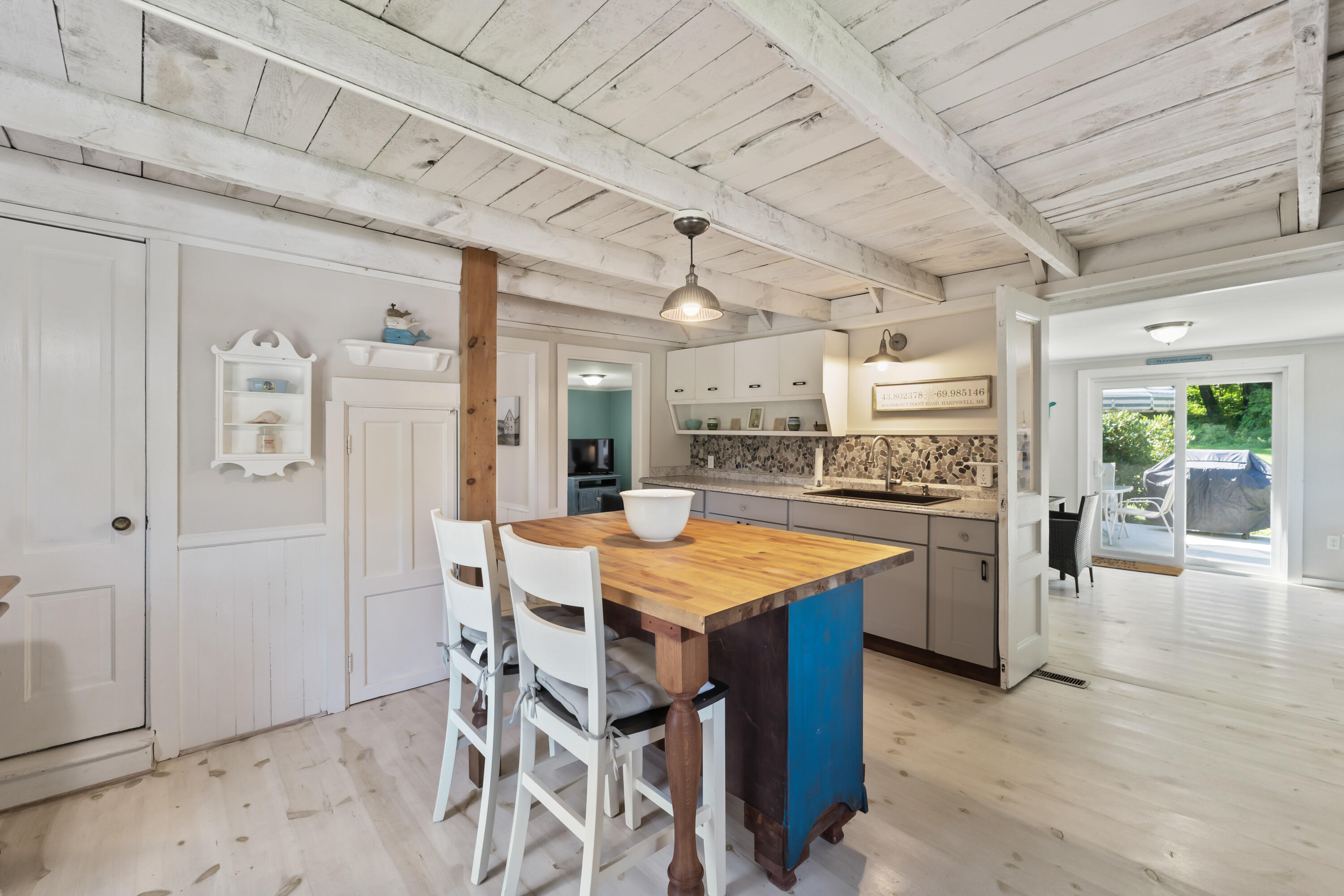 49 Lookout Point Road Harpswell, ME 04079 - Photo 18 of 64 Kitchen
