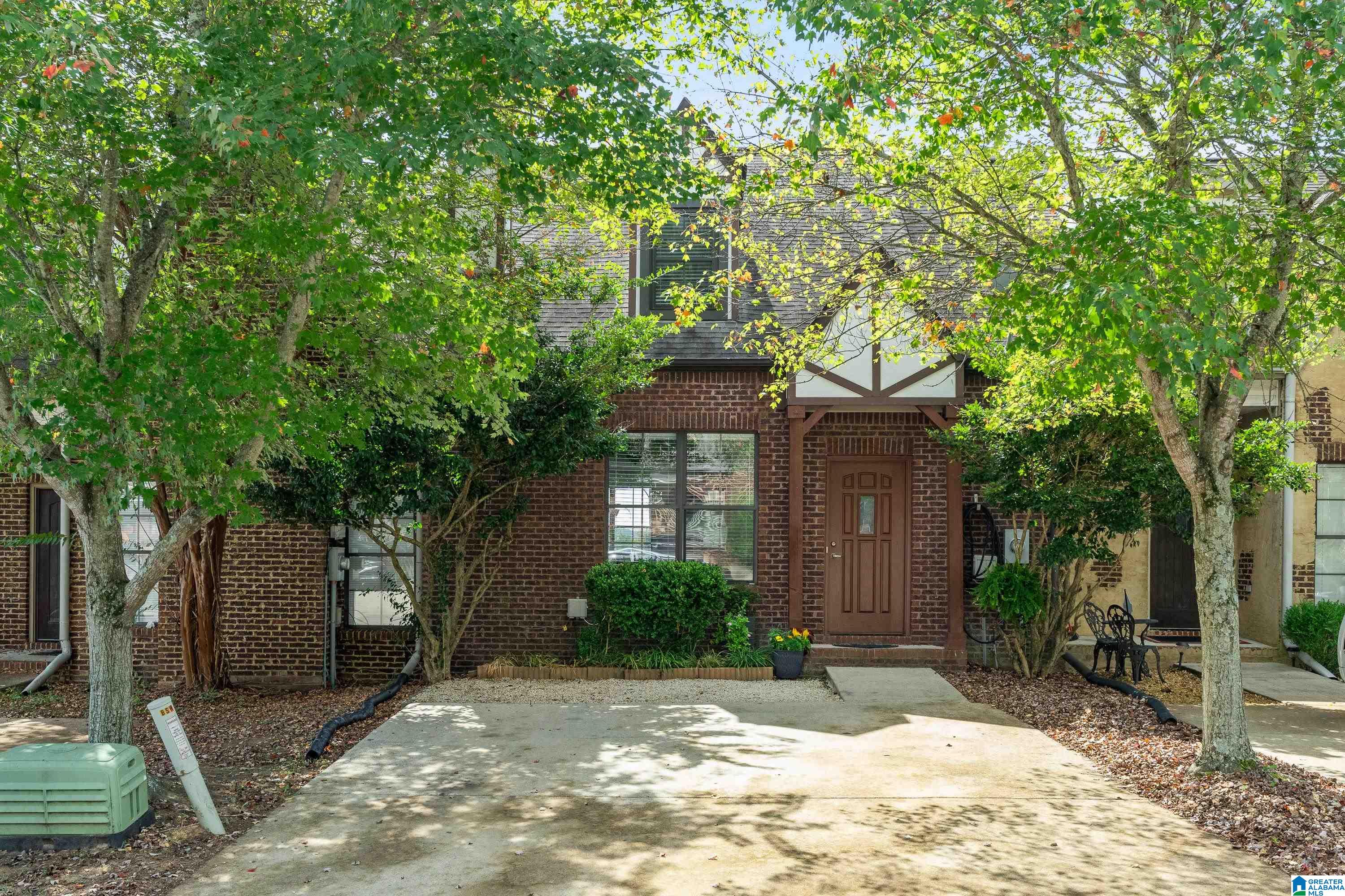 2261 Ridgemont Drive Birmingham, AL 35244 - Photo 1 of 35