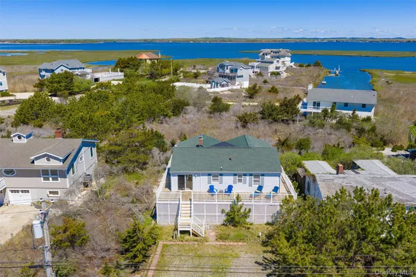 $15,000 | 898 Dune Road, Westhampton Beach, NY 11978