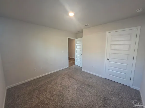 $2,225 | 5581 Silverbell Drive, Milton, FL 32583