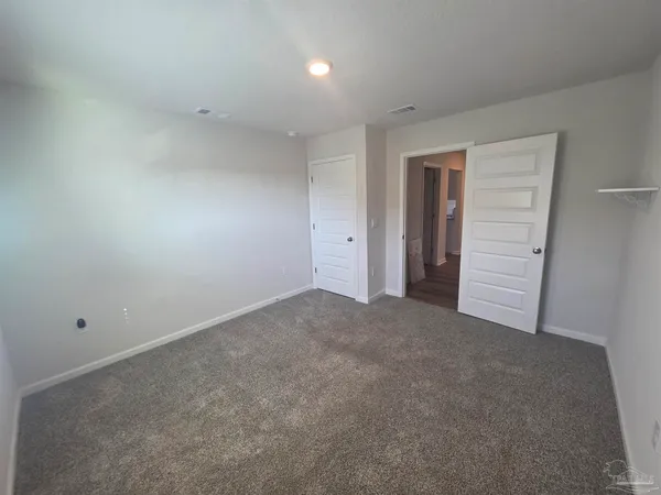 $2,225 | 5581 Silverbell Drive, Milton, FL 32583