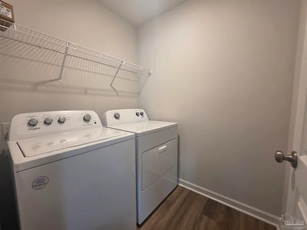 $2,225 | 5581 Silverbell Drive, Milton, FL 32583