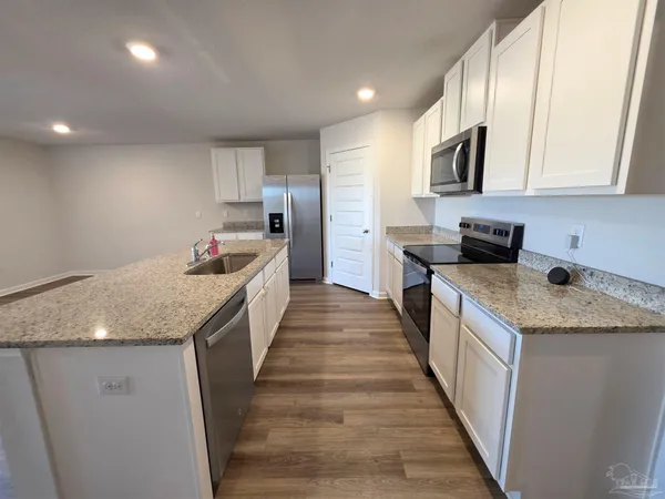 $2,225 | 5581 Silverbell Drive, Milton, FL 32583