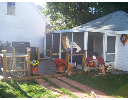 117-119 Butler Road Quincy, MA 02169 - Photo 6 of 13 Gallery Image 6