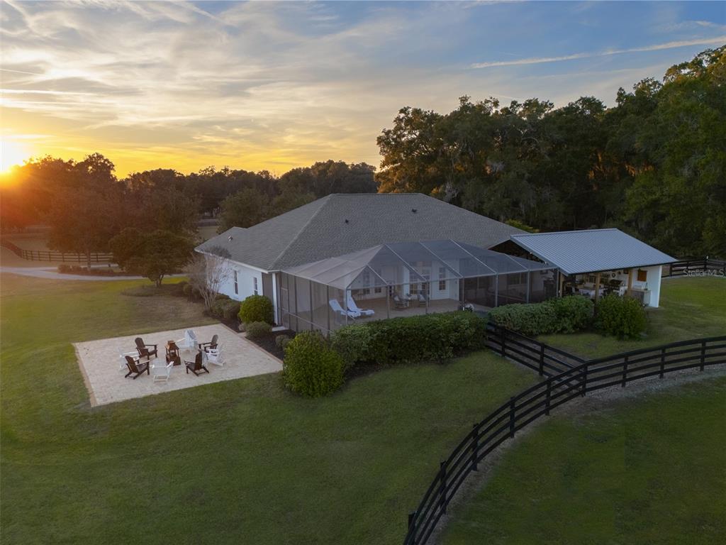14335 North US Highway 441 Citra, FL 32113 - Photo 27 of 40 a aerial view of a house