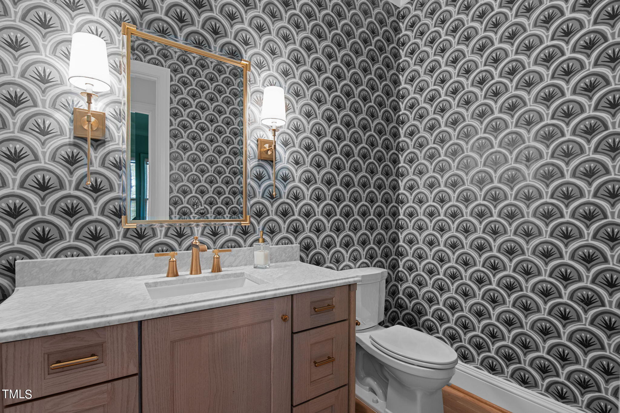 4402 Pitt Street Raleigh, NC 27609 - Photo 11 of 62 27-web-or-mls-DSC_9299