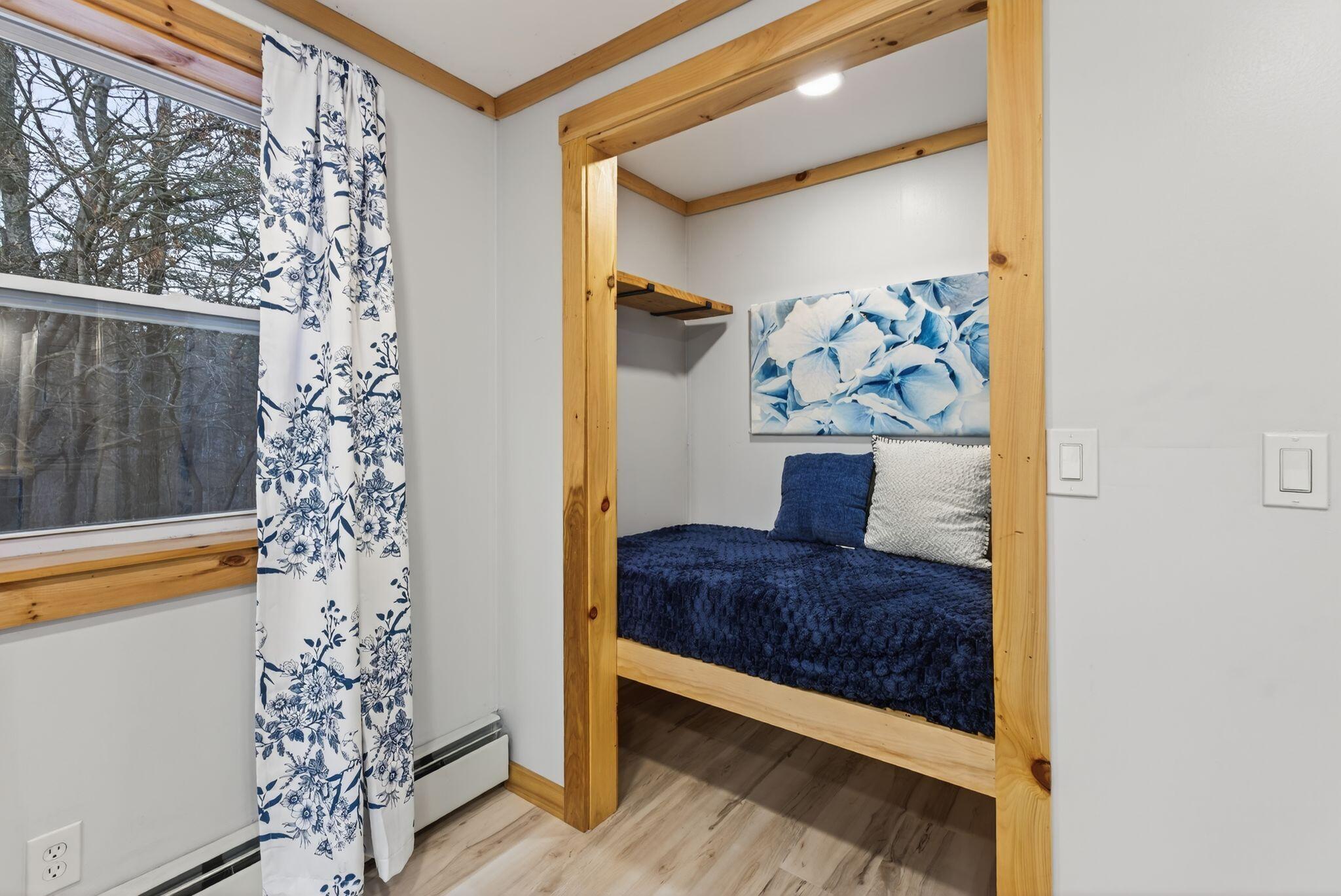 286 Main Street Madison, ME 04950 - Photo 21 of 28 36_DSC00131