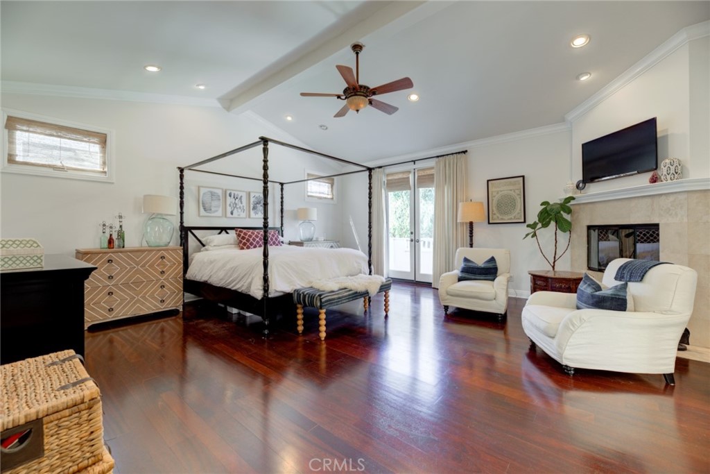 1305 18th Street Manhattan Beach, CA 90266 - Photo 19 of 34