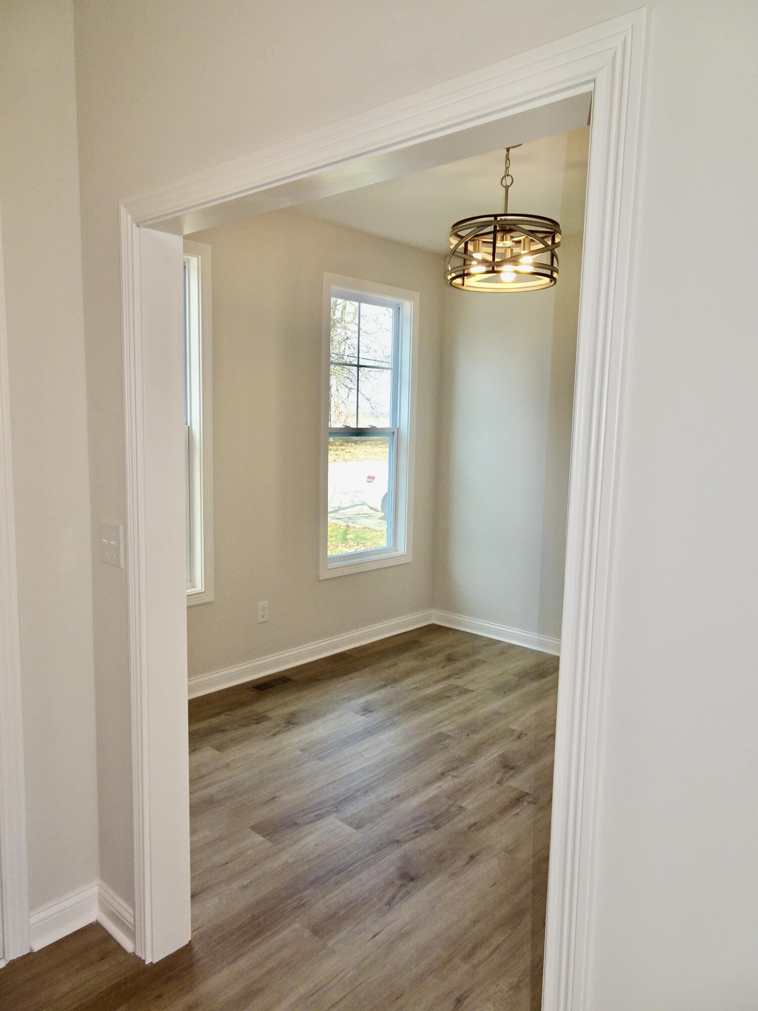 1292 Greendale Road Lexington, KY 40511 - Photo 8 of 31 DSC05781