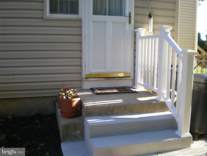6522 Redgate Circle Baltimore, MD 21228 - Photo 19 of 19 Exterior (General)